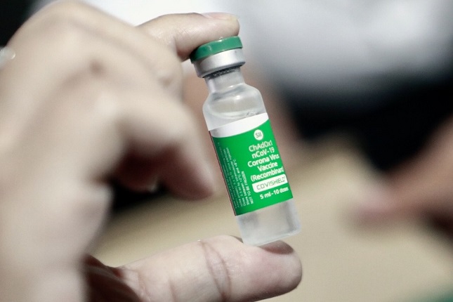 Após inspeção da Anvisa, Fiocruz é autorizada a produzir insumo da vacina AstraZeneca.