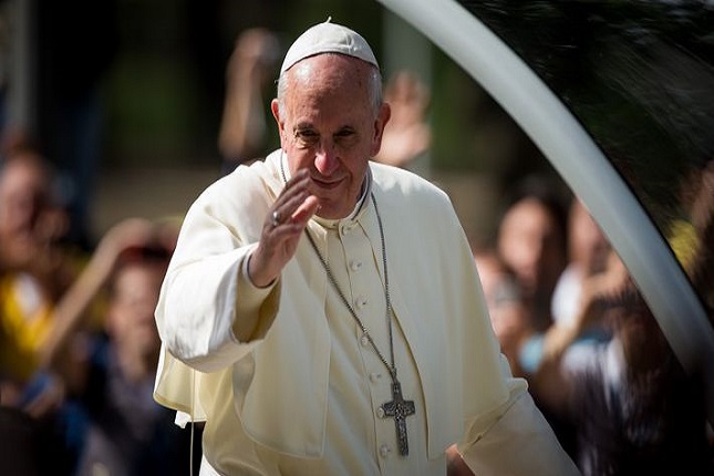 Papa Francisco agradece Jornalistas por ajudarem a mostrar escândalos na Igreja Católica. 