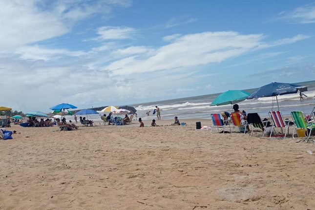 Visite Conceição da Barra e descubra praias lindas com suas águas mornas.