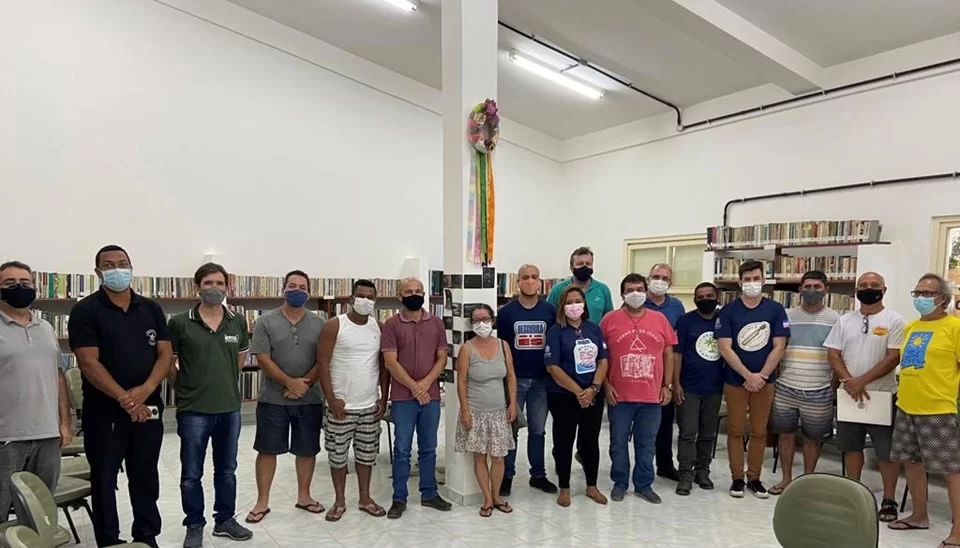 Presidente do Legislativo de Conceição da Barra-ES reúne-se com empreendedores de Itaúnas.